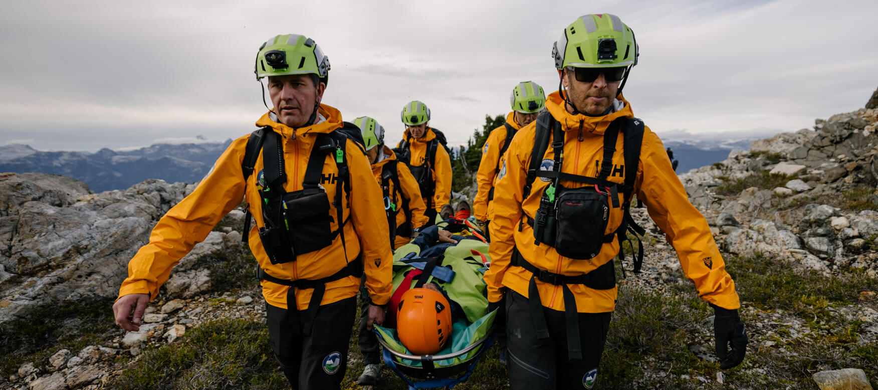 search and rescue team on the mountain