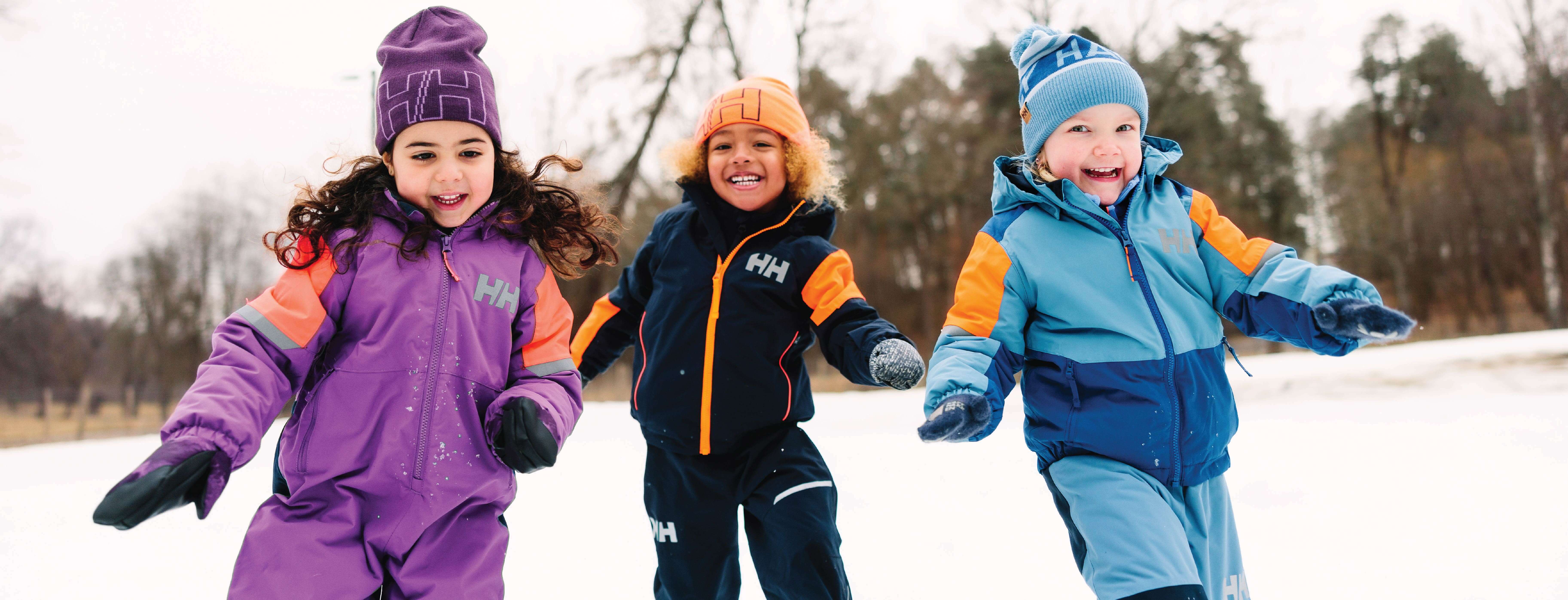 kids in the snow