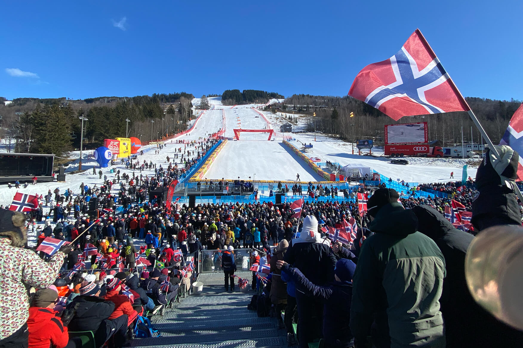 Kvitfjell World Cup crowd in the finish area